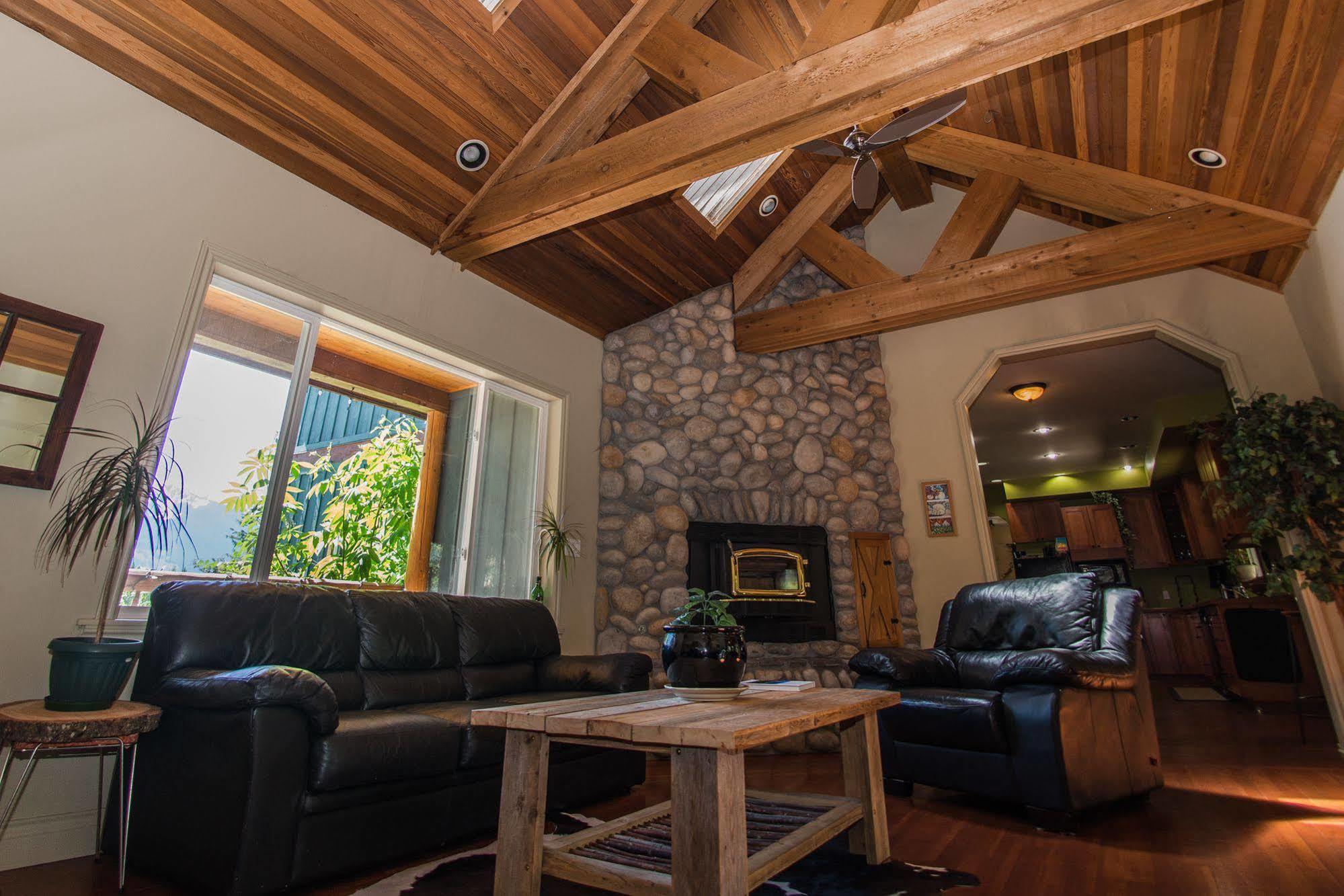Sweetwater Lane Farm Villa Mount Currie Dış mekan fotoğraf